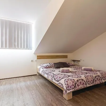 Feriehus One-bedroom In Peroj