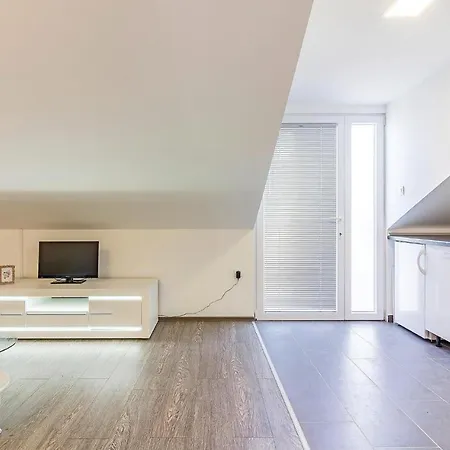 One-bedroom In *